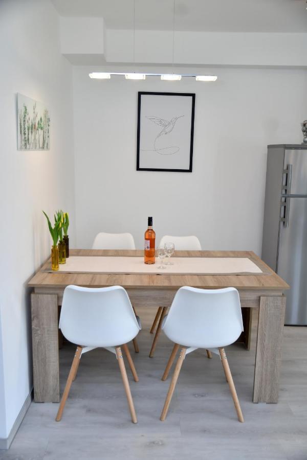 Fuzliget Ezuestnyar Apartment Balatonfůzfő Bagian luar foto